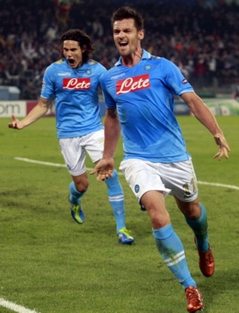 水慶霞的肩 水慶霞的肩