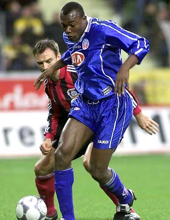 并迅速成为 并迅速成为